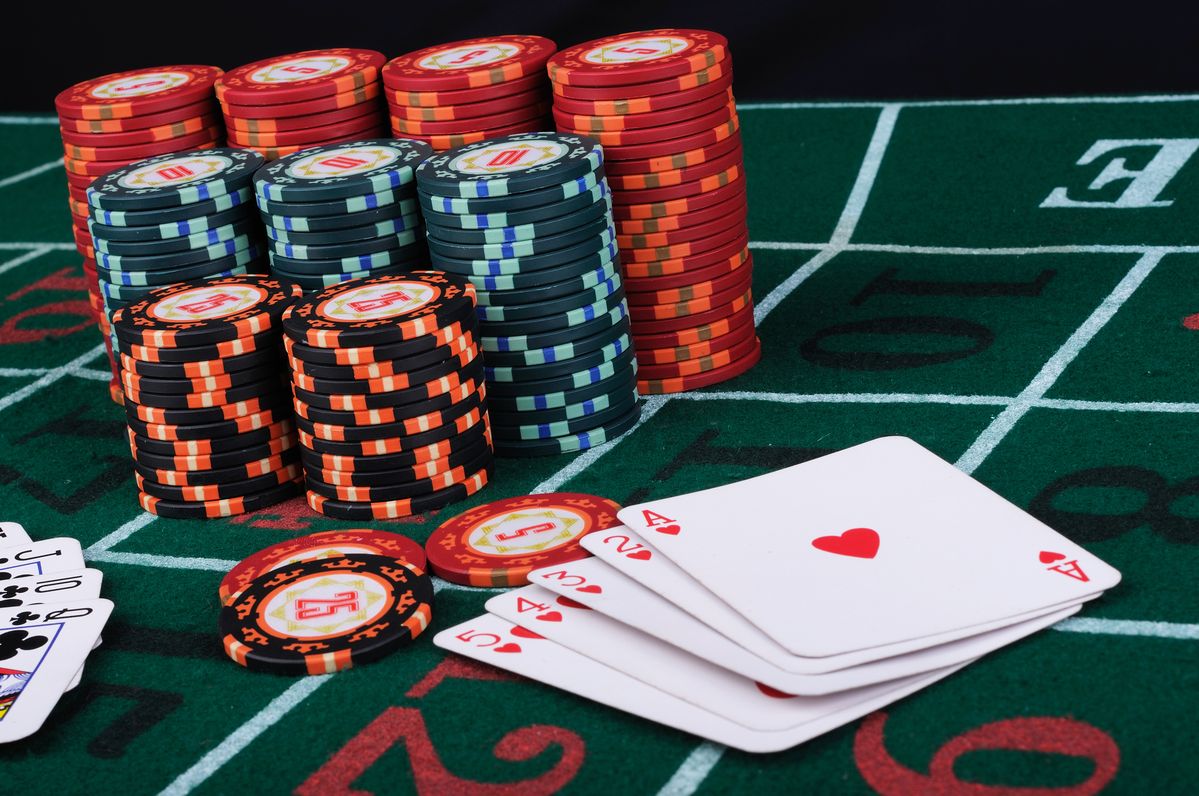 1ST BET کھلاڑیوں کے لیے لائیو کیسینو سیکشن
